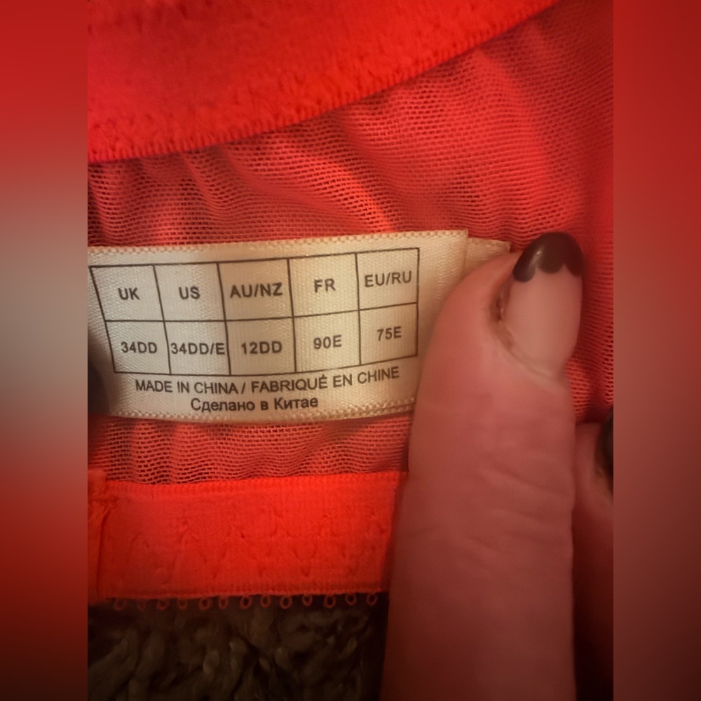 Dita von teese | EUC 3 piece sheer lingerie | vibrant coral lace 75E & medium - Picture 5 of 8